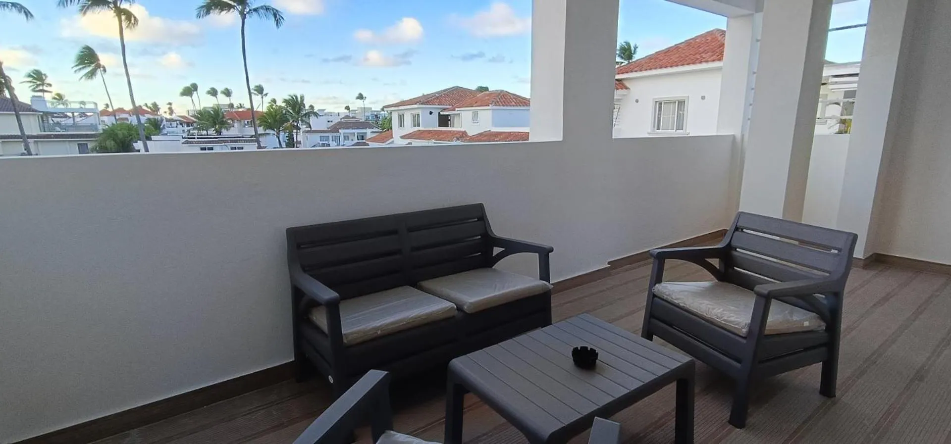 Las Terrazas Condo Punta Cana Beach - Los Corales Village Dominican Republic