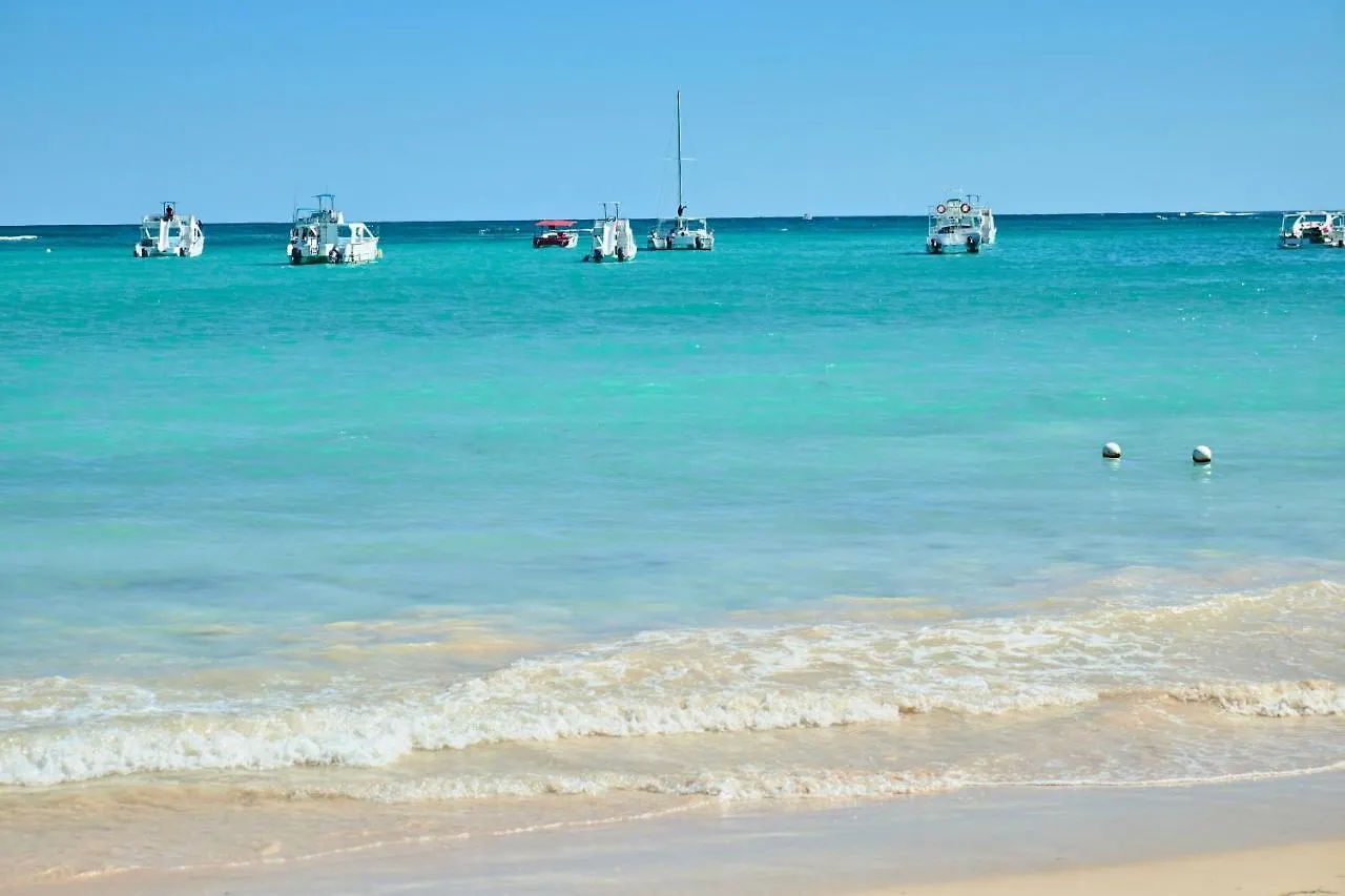 Aparthotel Las Terrazas Condo Punta Cana Beach - Los Corales Village