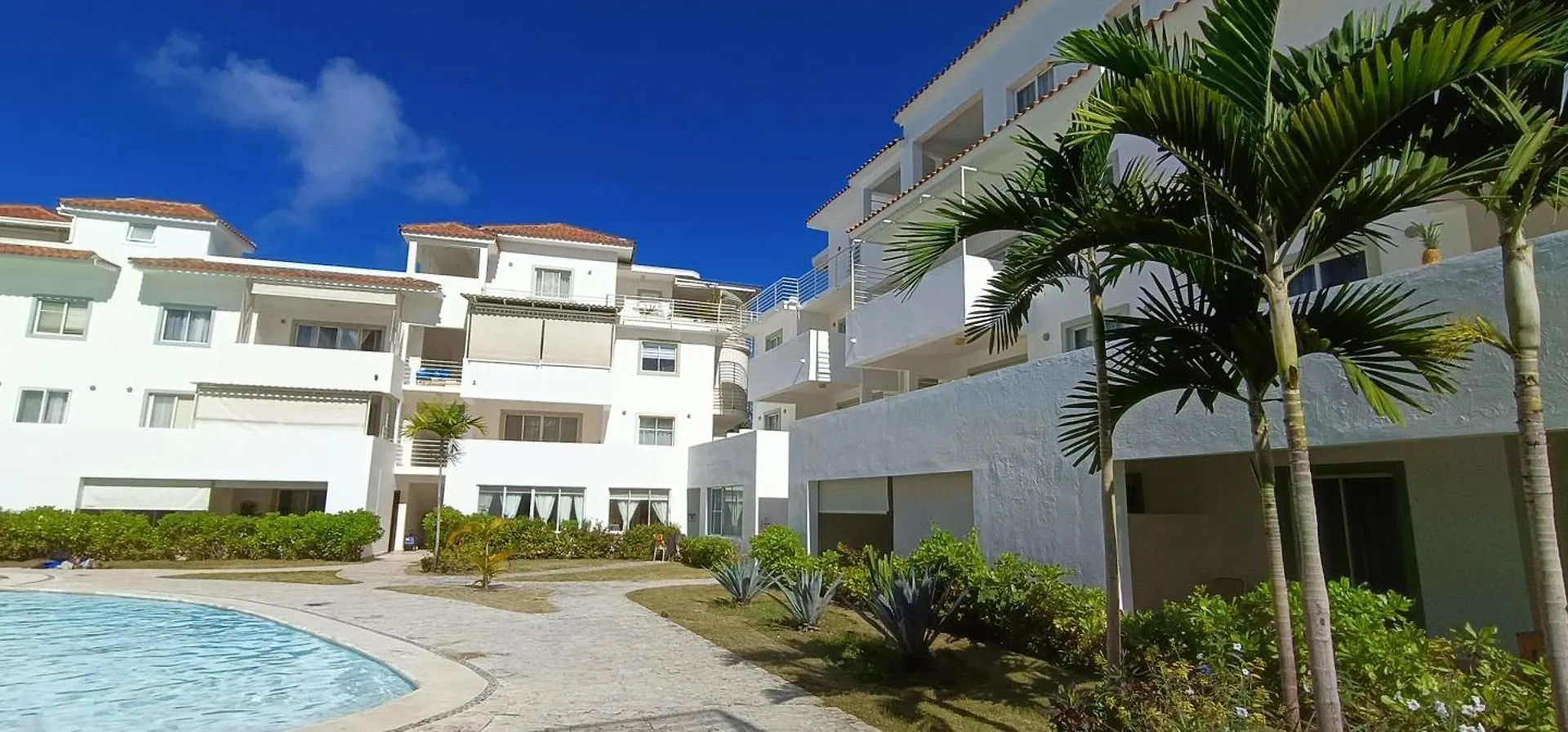 Las Terrazas Condo Punta Cana Beach - Los Corales Village Aparthotel