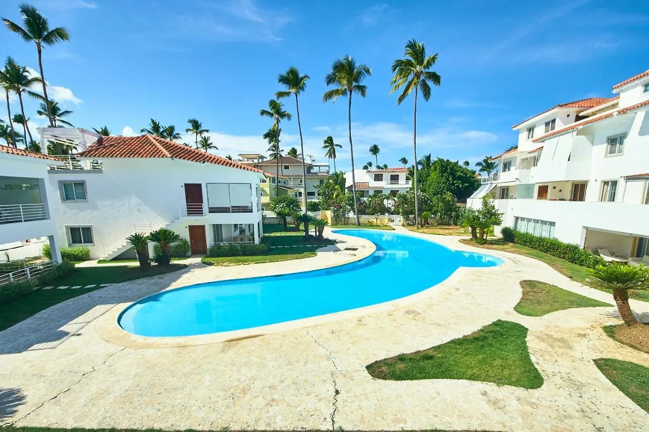 Las Terrazas Condo Punta Cana Beach - Los Corales Village location